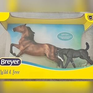 Breyer Wild & Free Chestnut Running Horse Figurine